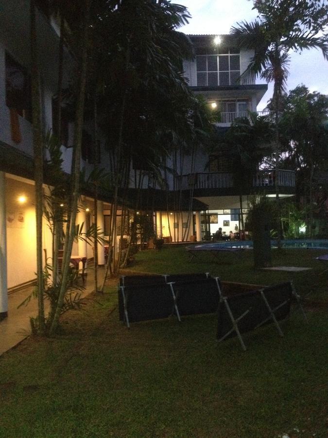 Bavarian Guest House Beruwala Exterior foto